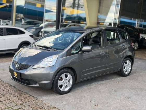 HONDA FIT 1.4 LX 16V FLEX 4P AUTOMÁTICO