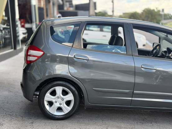 HONDA-FIT-1.4 LX 16V FLEX 4P AUTOMÁTICO HONDA-FIT-2011