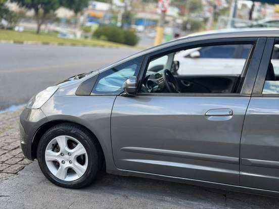 HONDA-FIT-1.4 LX 16V FLEX 4P AUTOMÁTICO HONDA-FIT-2011