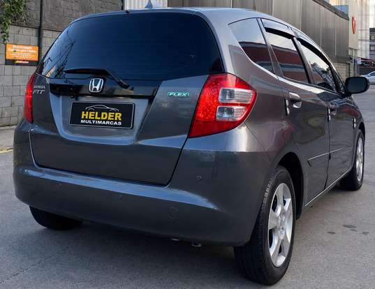 HONDA-FIT-2009