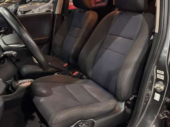 HONDA-FIT-2013