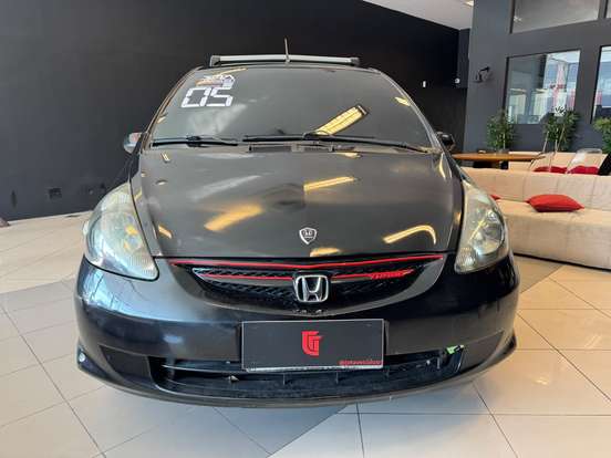 HONDA-FIT-2005