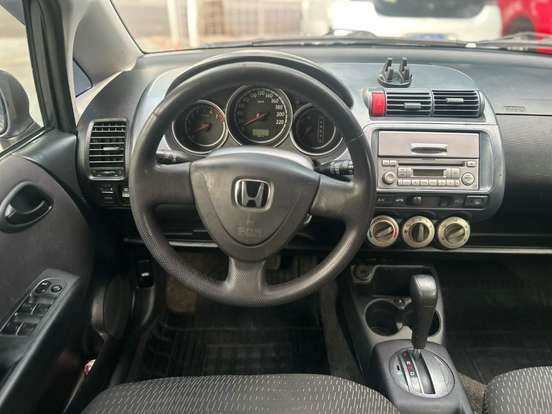 HONDA-FIT-1.4 LXL 8V GASOLINA 4P AUTOMÁTICO HONDA-FIT-2007