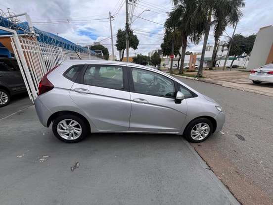 HONDA-FIT-1.5 DX 16V FLEX 4P AUTOMÁTICO HONDA-FIT-2015