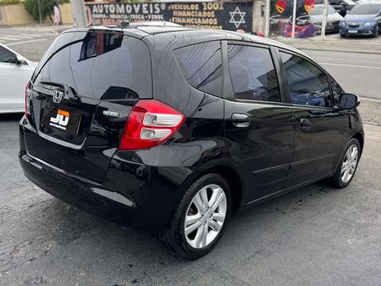 HONDA-FIT-2011