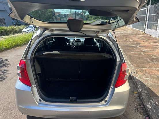 HONDA-FIT-2009