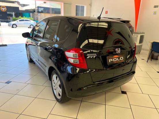 HONDA-FIT-2009