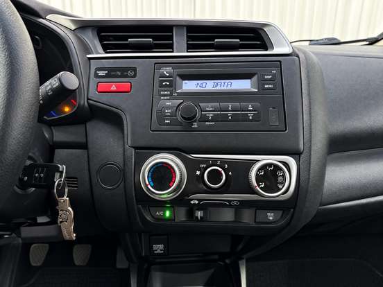 HONDA-FIT-2016