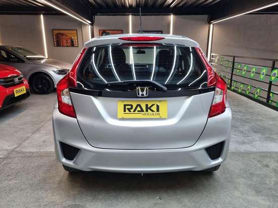 HONDA-FIT-2015