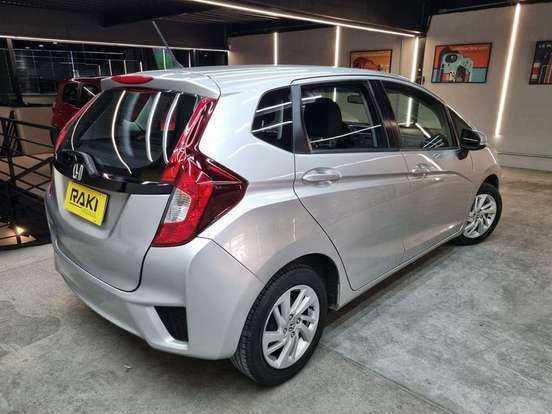 HONDA-FIT-2015