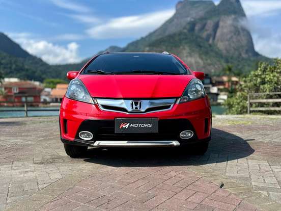 HONDA-FIT-2012