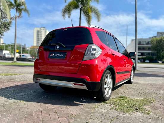 HONDA-FIT-2012