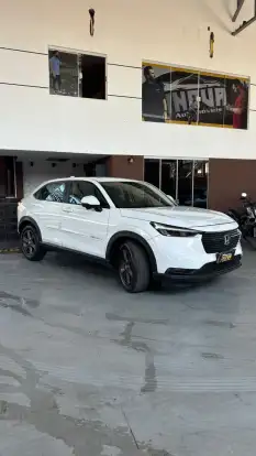 HONDA-HR-V-2023