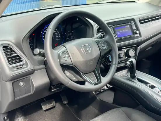 HONDA-HR-V-2015