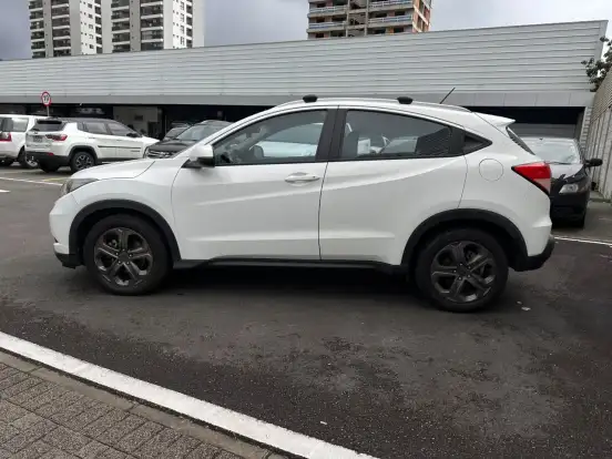 HONDA-HR-V-2015