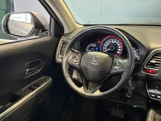 HONDA-HR-V-2017