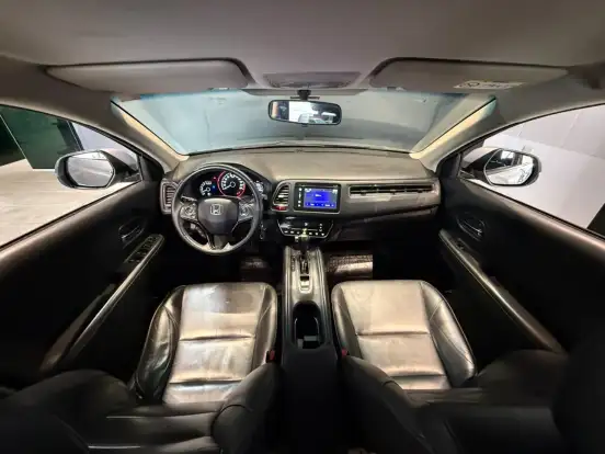 HONDA-HR-V-2017
