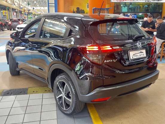 HONDA-HR-V-2021