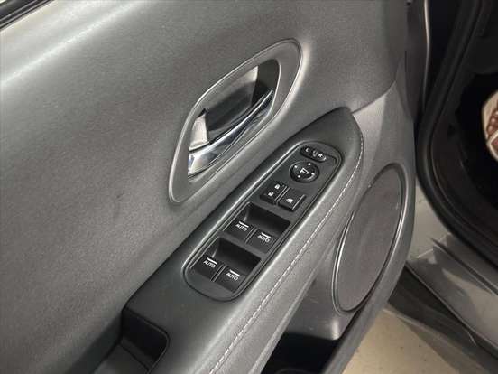 HONDA-HR-V-1.8 16V FLEX LX 4P AUTOMÁTICO HONDA-HR-V-2019