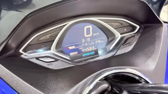 HONDA-PCX-2022