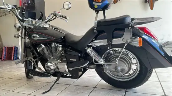 HONDA-SHADOW 750-2010