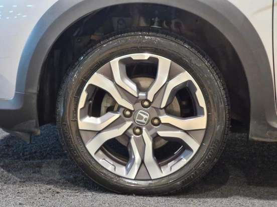 HONDA-WR-V-2017