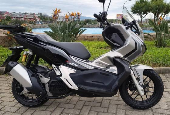 HONDA ADV 