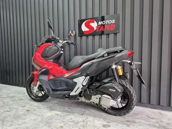 HONDA-ADV-2023
