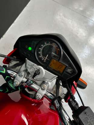 HONDA-CB 300R-2011