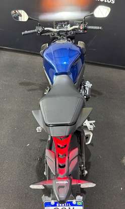 HONDA-CB 650R E-CLUTCH-2025