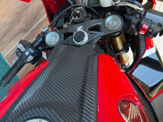 HONDA-CBR 1000RR FIREBLADE HONDA-CBR 1000RR FIREBLADE-2018