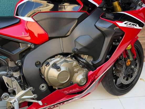 HONDA-CBR 1000RR FIREBLADE HONDA-CBR 1000RR FIREBLADE-2018