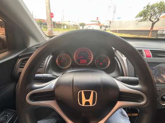 HONDA-CITY-1.5 DX 16V FLEX 4P AUTOMÁTICO HONDA-CITY-2011