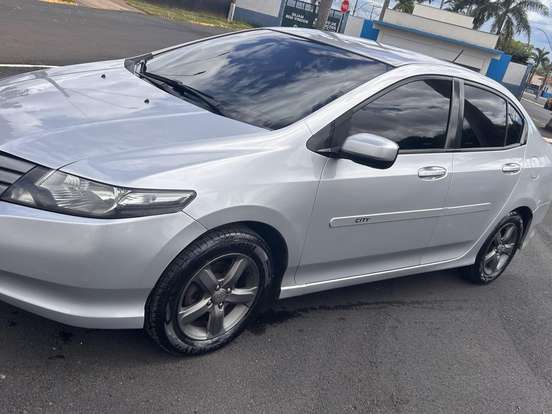 HONDA-CITY-1.5 DX 16V FLEX 4P AUTOMÁTICO HONDA-CITY-2011