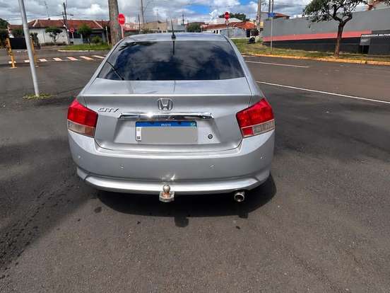 HONDA-CITY-1.5 DX 16V FLEX 4P AUTOMÁTICO HONDA-CITY-2011