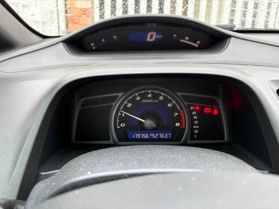 HONDA CIVIC 1.8 LXS 16V FLEX 4P AUTOMÁTICO