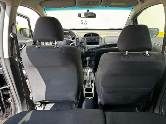 HONDA-FIT-2010