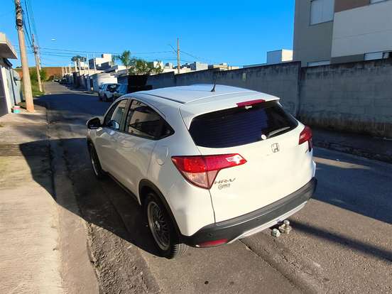 HONDA-HR-V-1.8 16V FLEX LX 4P AUTOMÁTICO HONDA-HR-V-2015