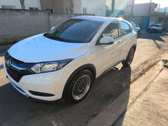 HONDA-HR-V-2015