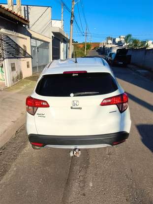 HONDA-HR-V-2015