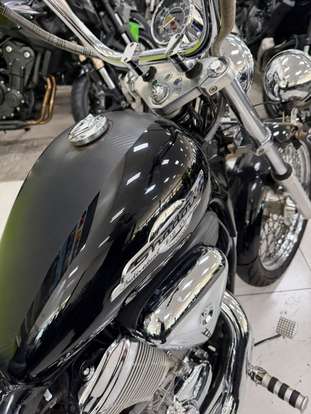 HONDA-SHADOW 600C VT-2002