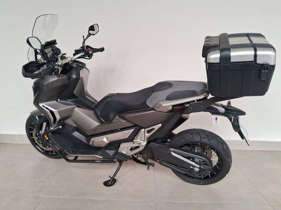 HONDA X-ADV 