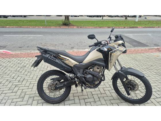 HONDA XRE 300 SAHARA ADVENTURE 