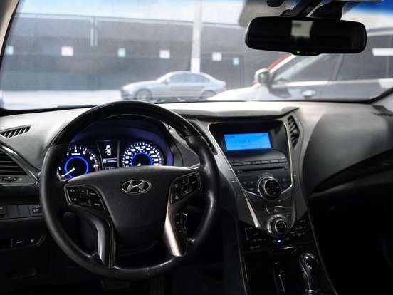 HYUNDAI-AZERA-3.0 MPFI GLS V6 24V GASOLINA 4P AUTOMÁTICO HYUNDAI-AZERA-2012