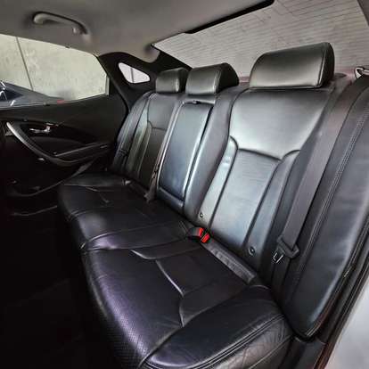 HYUNDAI-AZERA-2013
