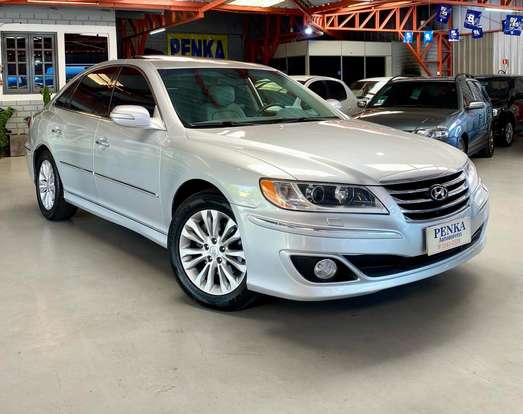 HYUNDAI-AZERA-2010