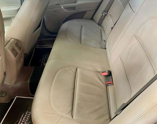 HYUNDAI-AZERA-2010