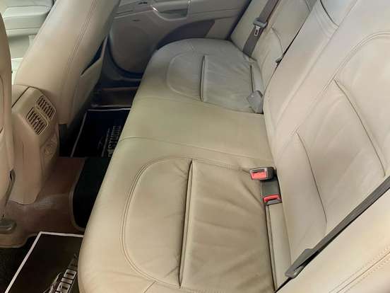 HYUNDAI-AZERA-3.3 MPFI GLS SEDAN V6 24V GASOLINA 4P AUTOMÁTICO HYUNDAI-AZERA-2010