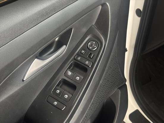 HYUNDAI-CRETA-2023
