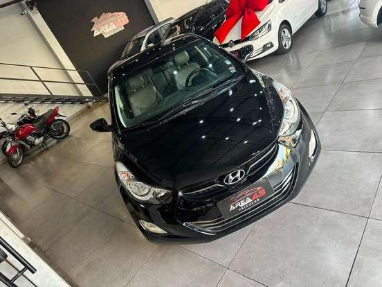 HYUNDAI-ELANTRA-2011